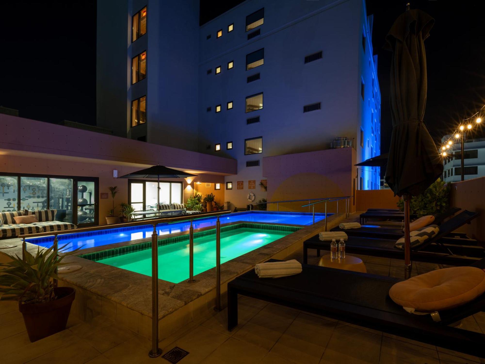 Hibird- Apartment And Suites Hotel San Juan Exteriör bild