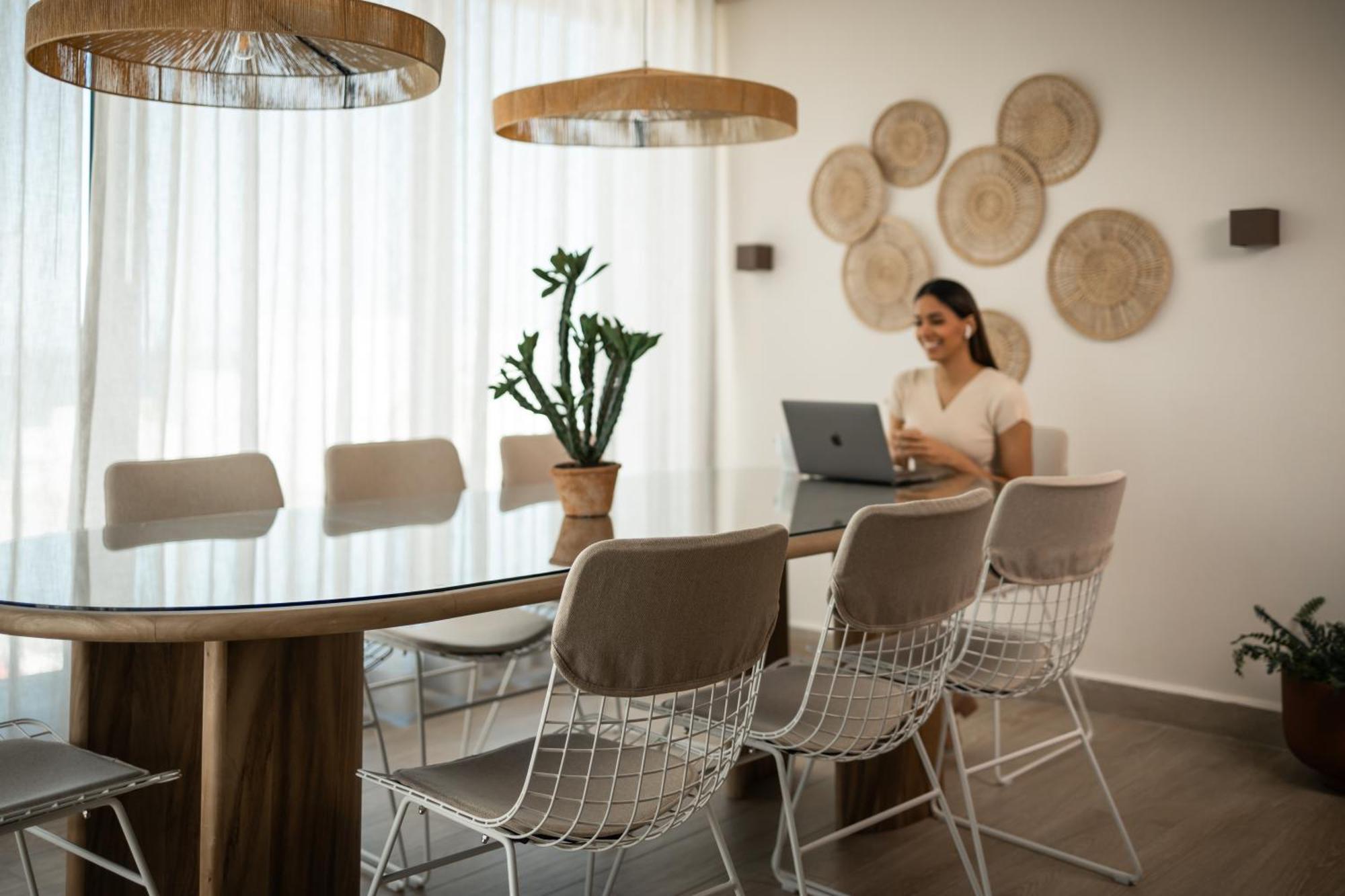 Hibird- Apartment And Suites Hotel San Juan Exteriör bild