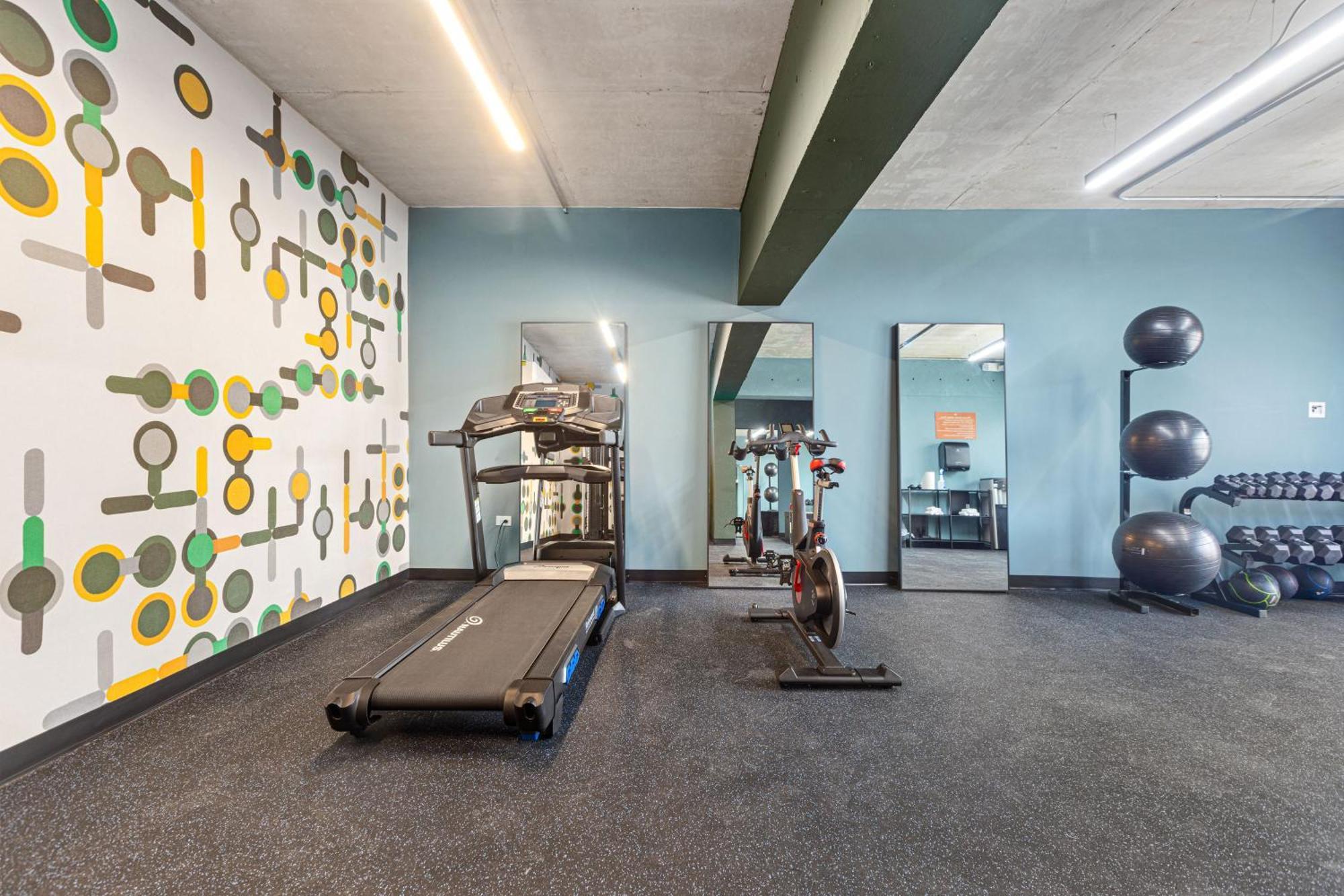 Hibird- Apartment And Suites Hotel San Juan Exteriör bild